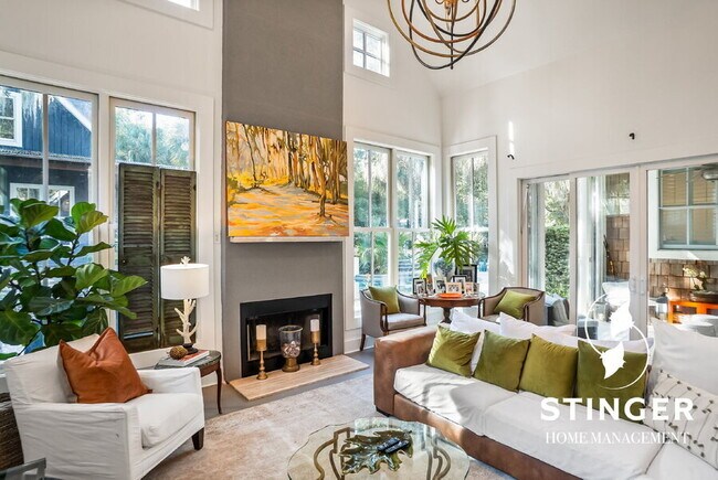 Building Photo - 174 Spanish Point Dr