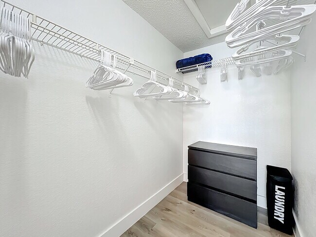 Building Photo - Westwood Boulevard, Orlando, FL 32821 - 1 BR 1 BA condo