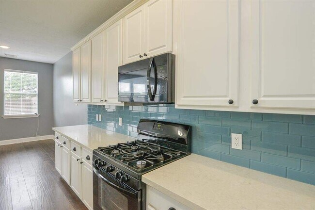 Building Photo - 8755 Thistlemoor Ln