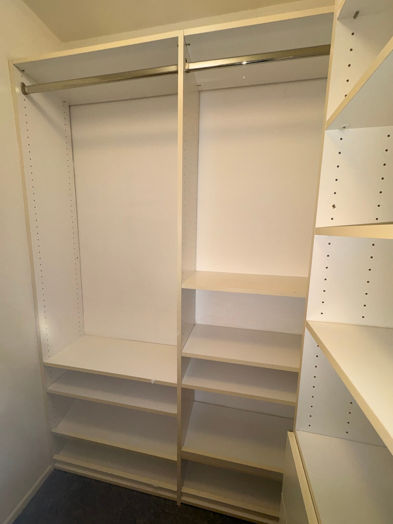 Master bedrm closet - 30061 Whitecap