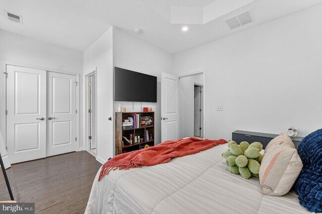 Building Photo - 208 Prestige Rd