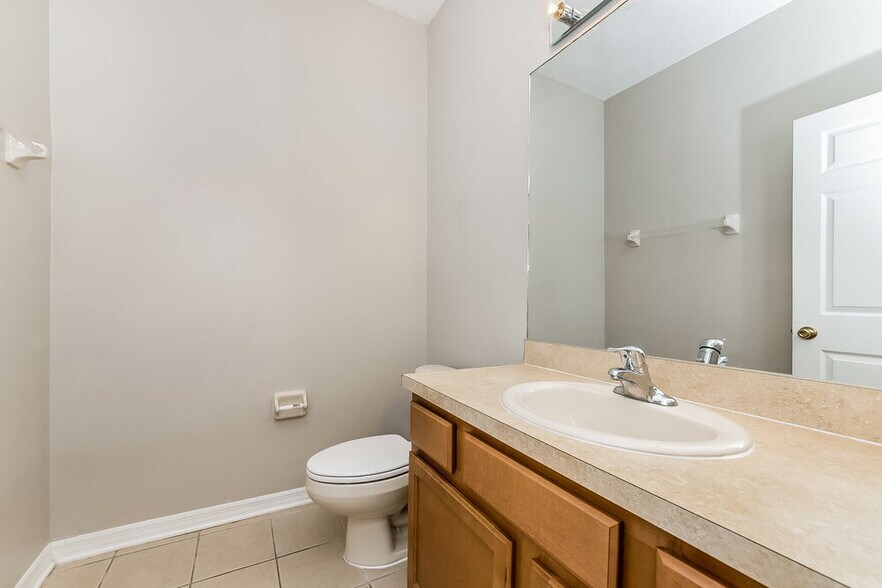 Building Photo - 2337 125th Dr E