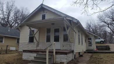 Building Photo - Northside - For Rent 3 bedroom, 1 Bathroom