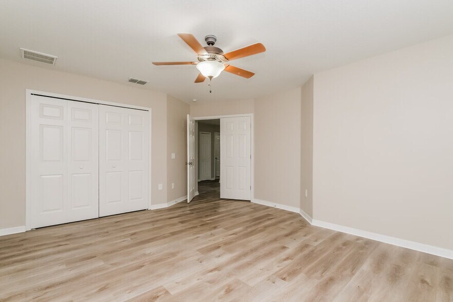 Building Photo - 3810 Braemere Dr