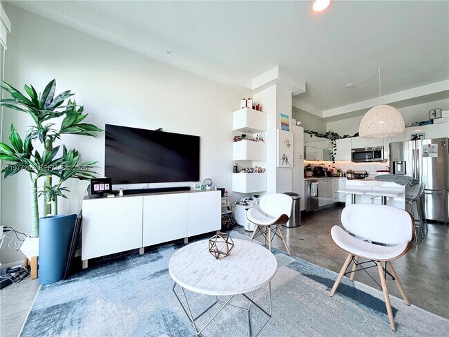 Building Photo - 133 NE 2nd Ave