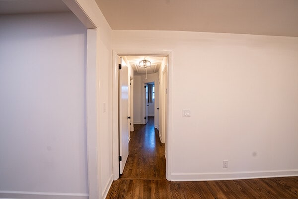 Building Photo - 4900 Jonquil Dr