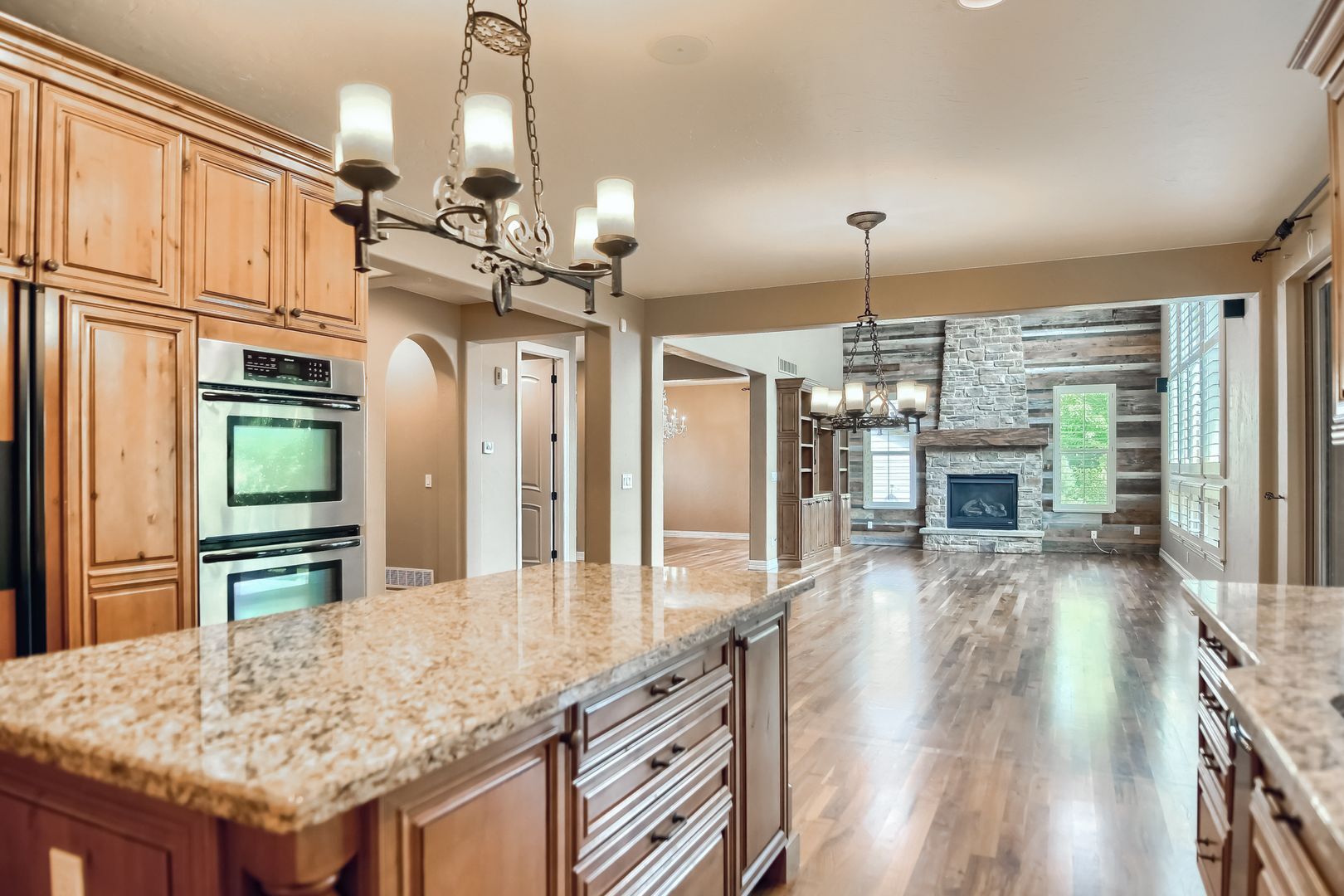 Building Photo - 9701 Sunset Hill Pl