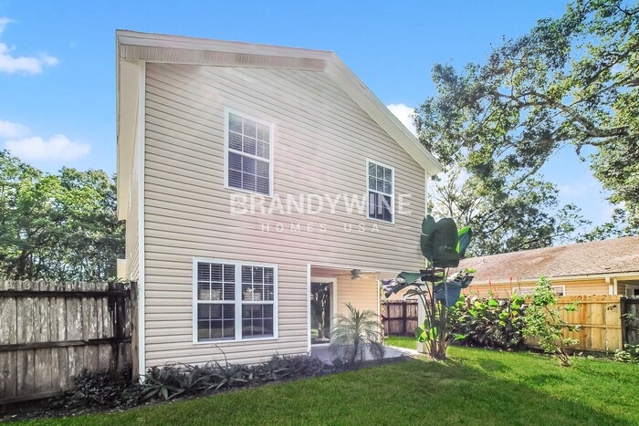 Building Photo - 1571 N Whitney St