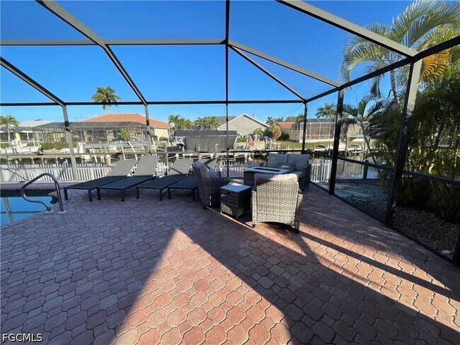 Building Photo - 12196 Matlacha Blvd