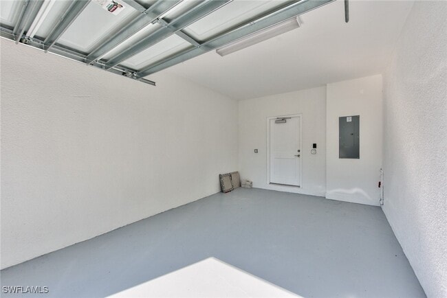 Building Photo - 26300 Coco Cay Cir