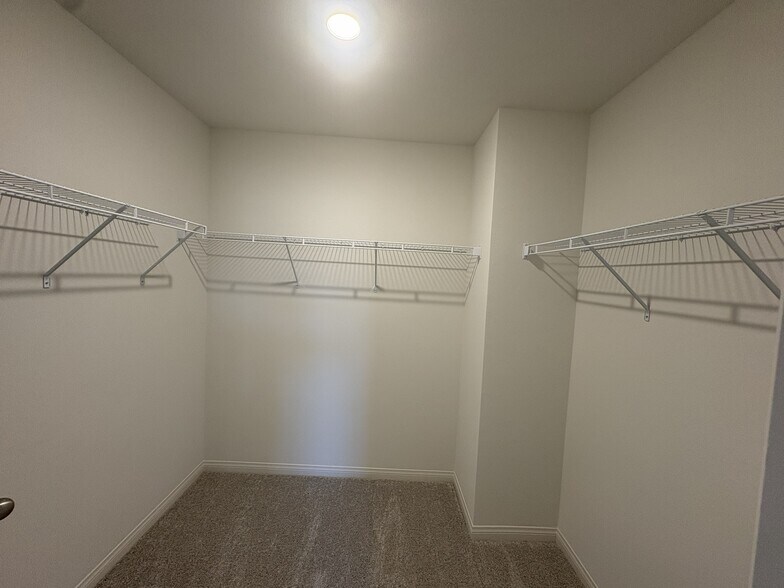 WIC - 2485 Rofrano Pl