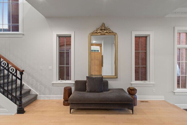 Building Photo - Stout Street 2 BDR at Curtis Park