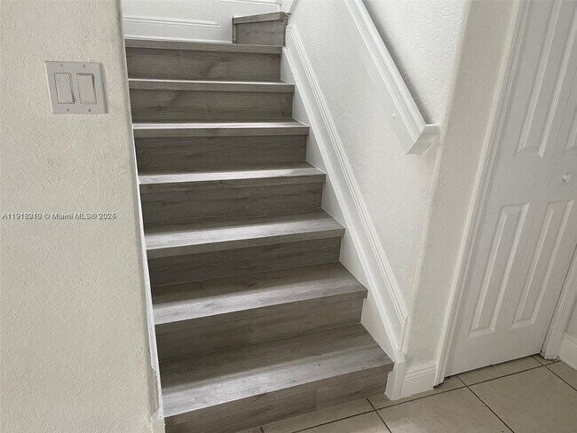 Building Photo - 11413 SW 137th Passage