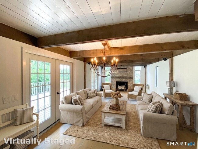 Building Photo - 165 Drum Hill Rd