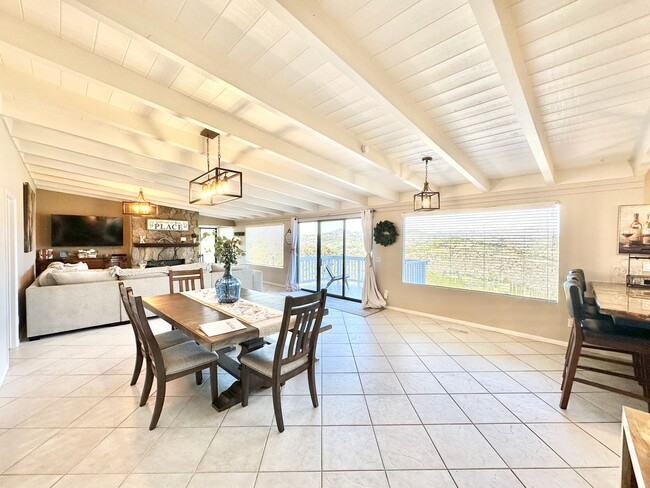 Building Photo - Beautiful, Shorter-Term, Fully Furnished Upstairs Guest Home, on Secluded Hilltop Property with M...