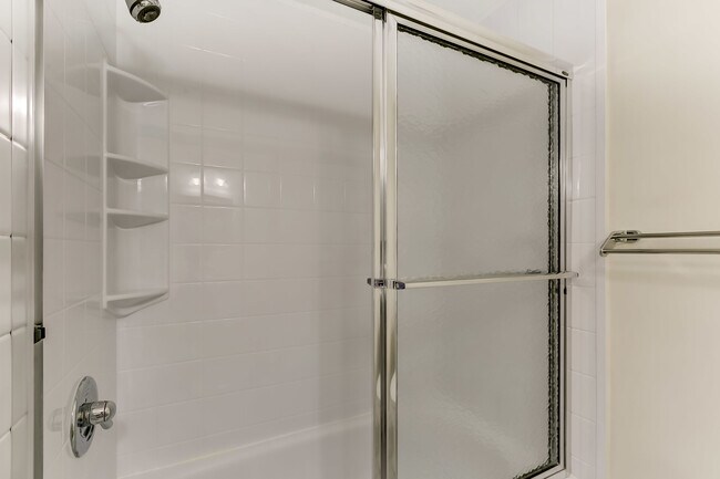 Building Photo - 138 Welcome Aly