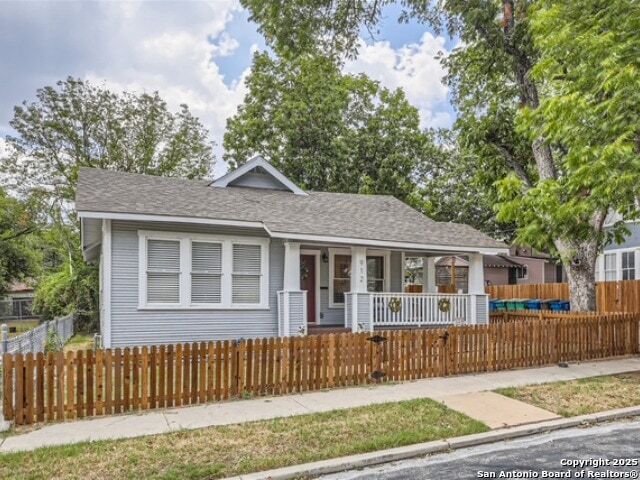 Building Photo - 912 Burnet St