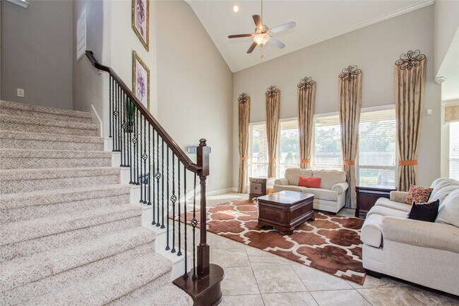 Building Photo - 13123 Hazelwood Hollow Dr