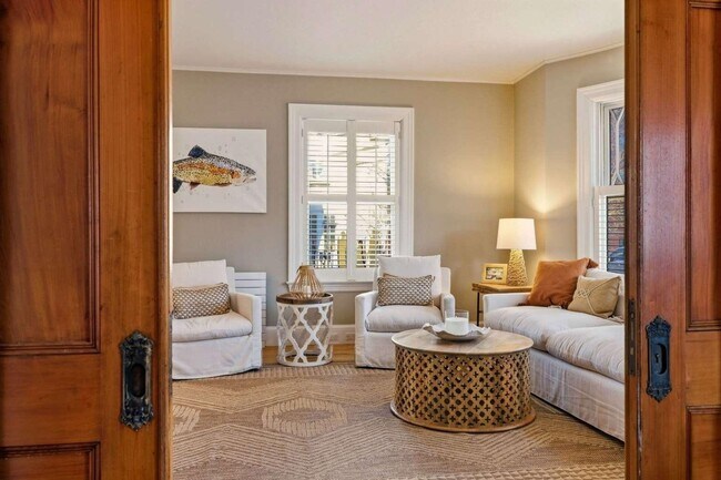 Building Photo - 115 Court St