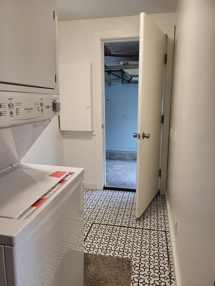 Laundry room to attached garage - 1135 Ralph St