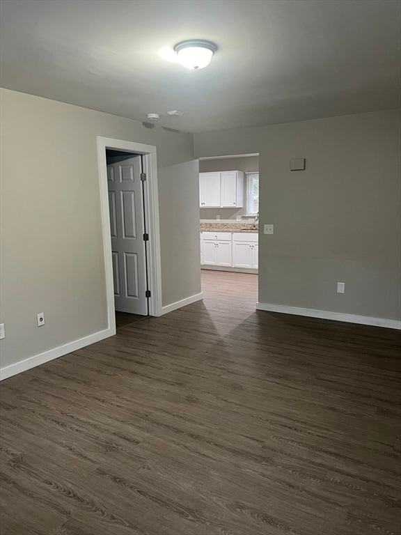 Building Photo - 2 Chesterfield Rd