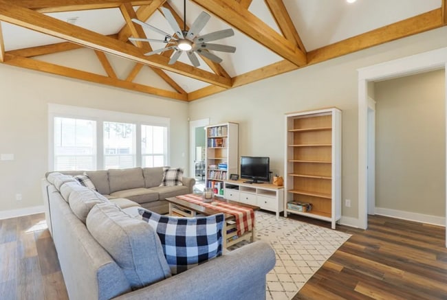 Building Photo - Elegant Southern Living: Your Dream Rental Home in Hahira, Georgia!