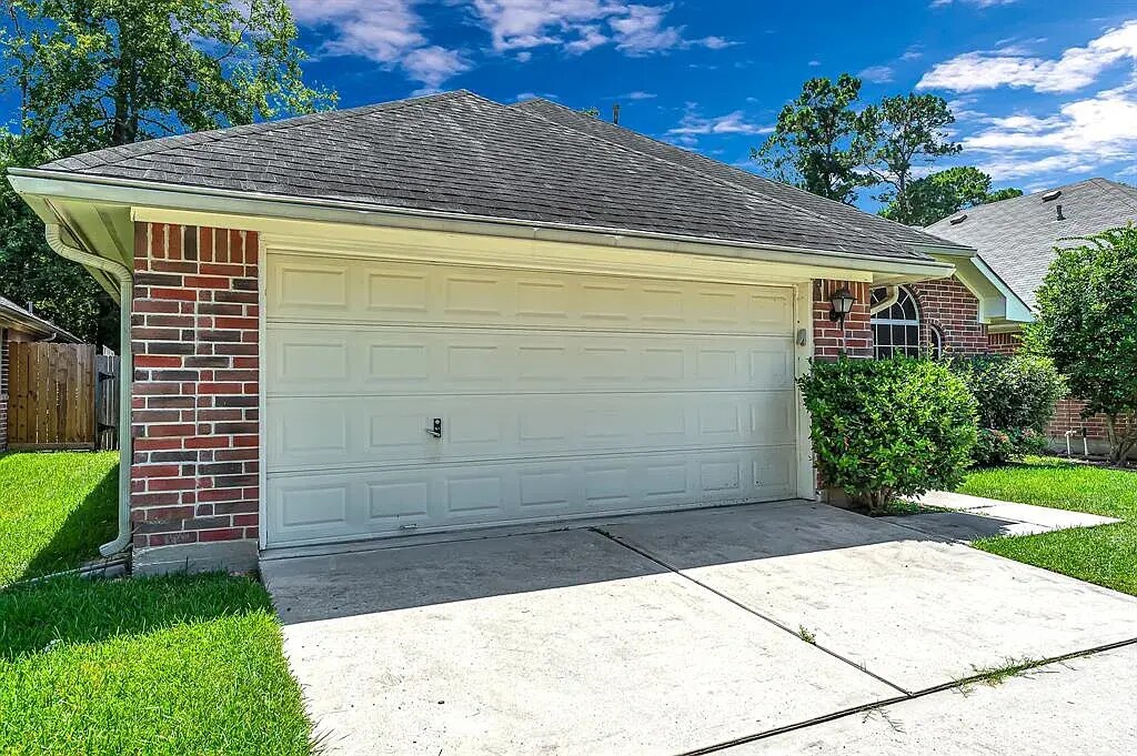 Building Photo - 3315 Candlepine Dr