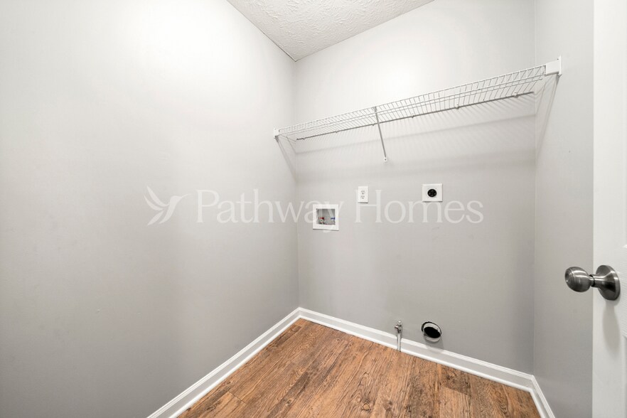 Building Photo - 187 Berkley Dr