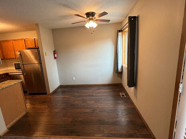 Building Photo - 1409 Farrington St