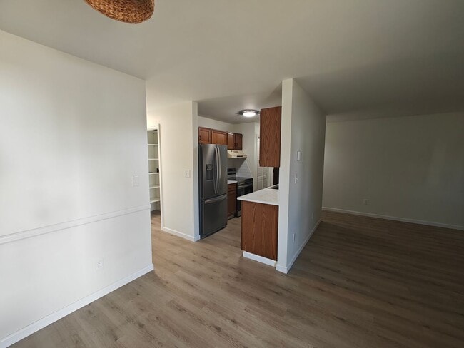 Building Photo - 11 Marion Ave