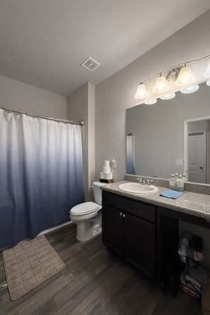 Building Photo - 8 Willowrun Dr