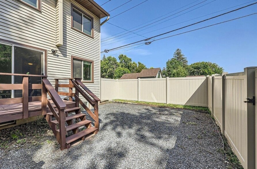 Building Photo - 2201 2nd Ave N