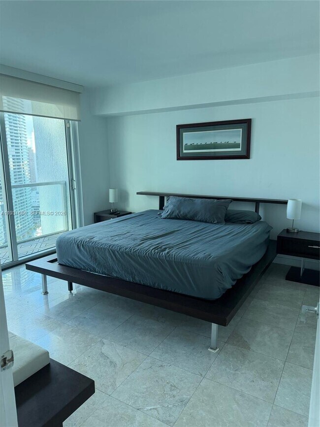 Building Photo - 500 Brickell Ave