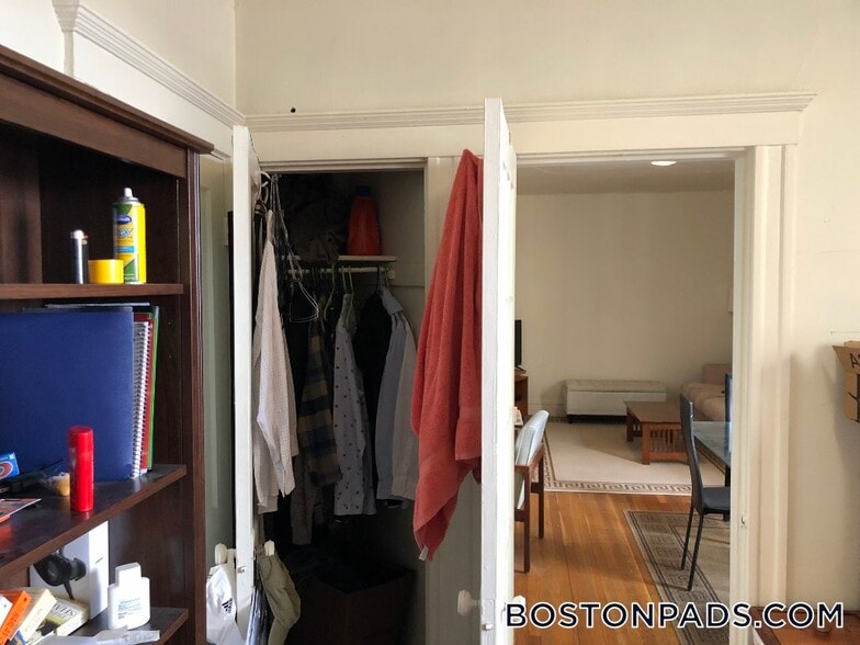 Building Photo - 1634 Commonwealth Ave