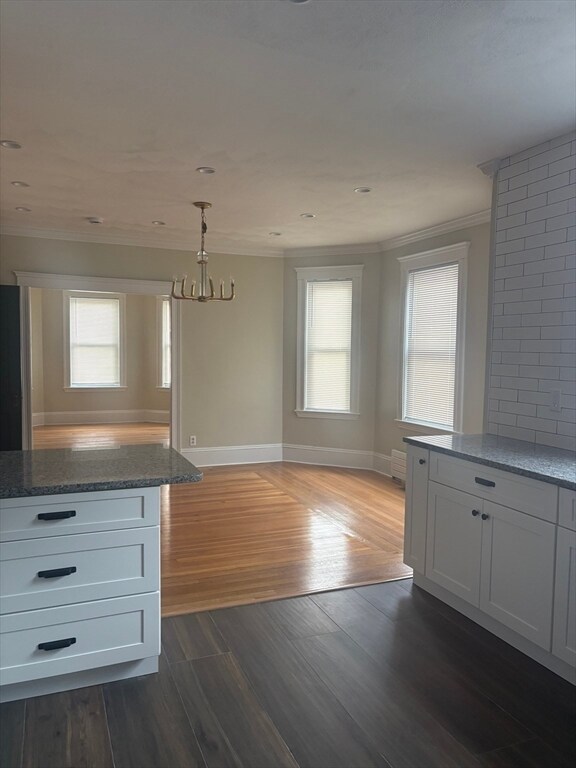 Building Photo - 14 Fairview St