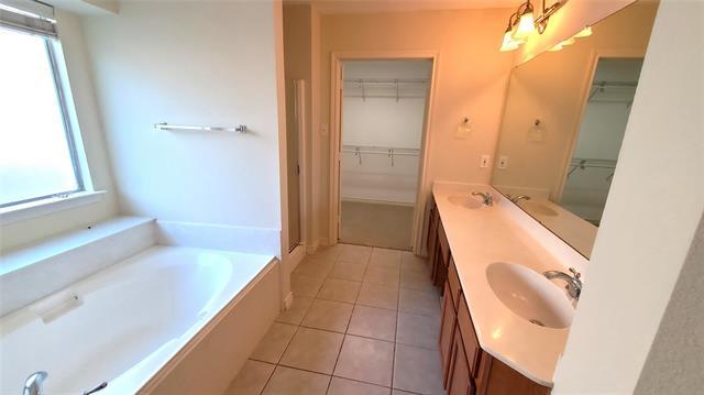 Building Photo - 5017 Promised Land Dr