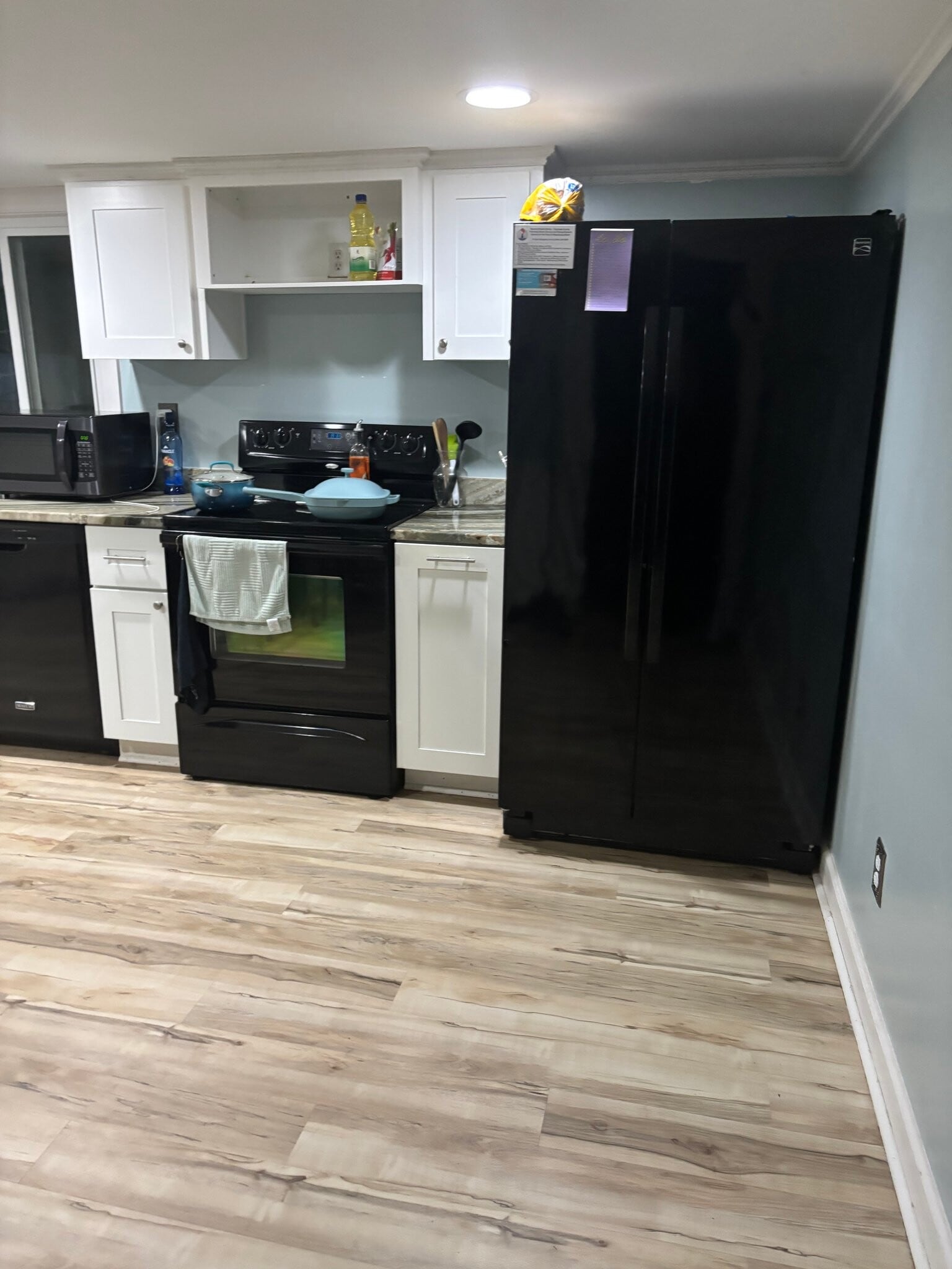 Building Photo - 712 W Cherokee St