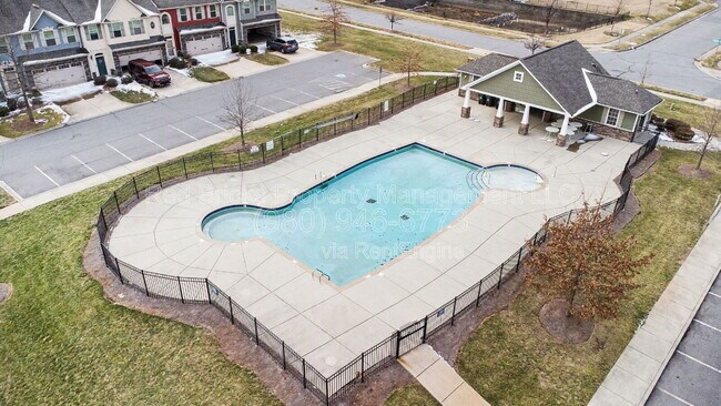 Building Photo - 11007 Discovery Dr NW