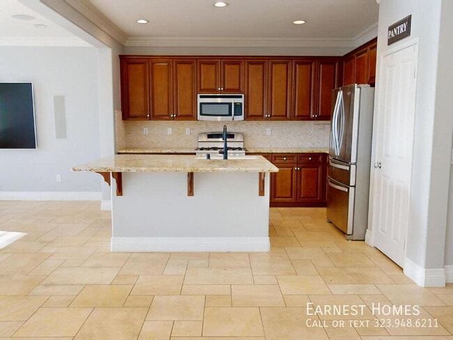 Building Photo - 19320 Carranza Ln