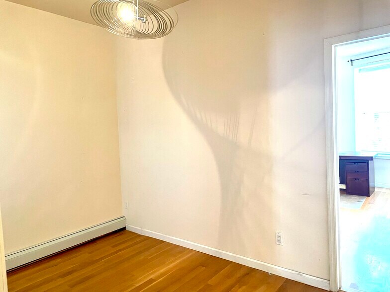 Building Photo - 372 Bay Ridge Ave