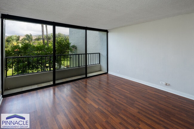 Building Photo - 500 Lunalilo St