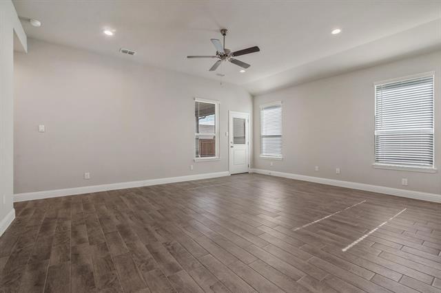 Building Photo - 2615 Flycatcher Dr