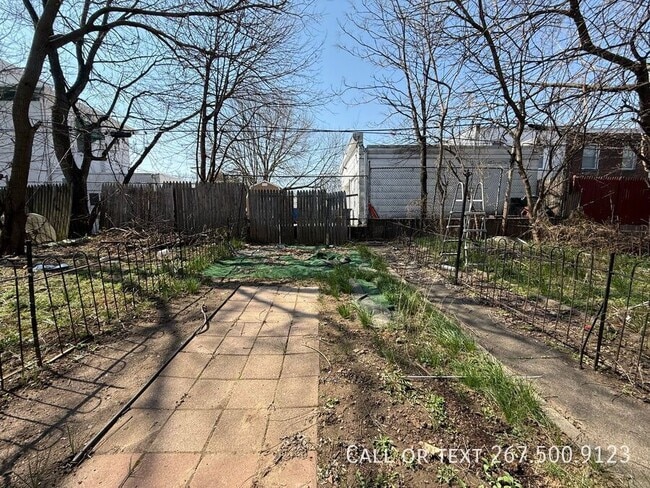 Building Photo - 1928 Haworth St