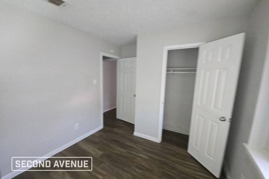 Building Photo - 1302 Gamma St