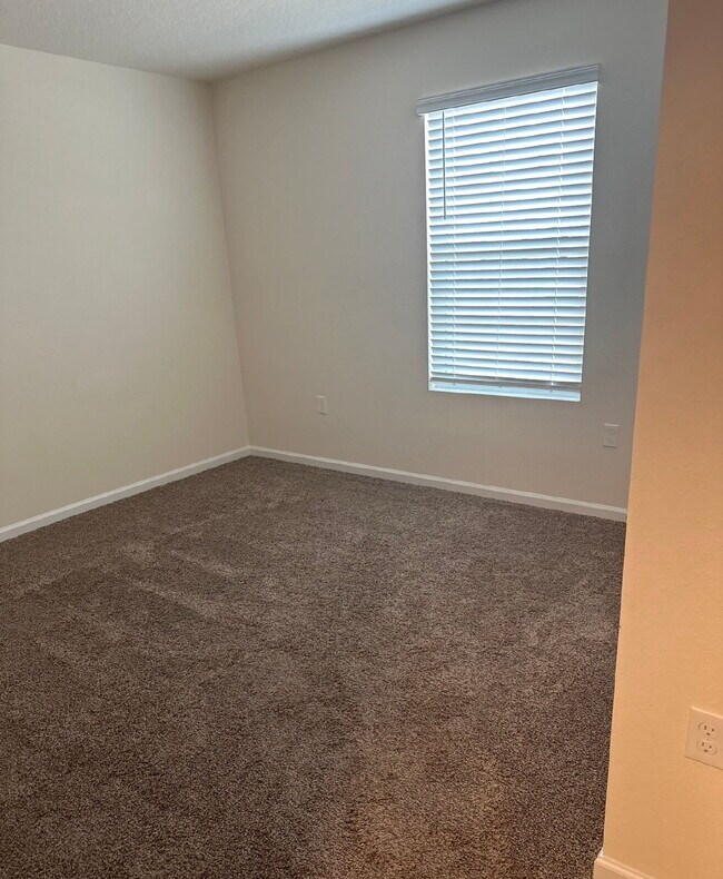 Building Photo - Cross Creek Community, Green Cove Springs Newer Home, Available For Rent
