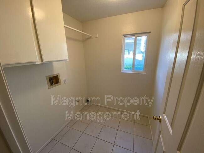 Building Photo - 32405 Corte Palacio