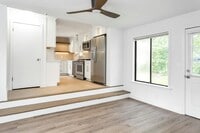 Building Photo - 124 Minturn Pl