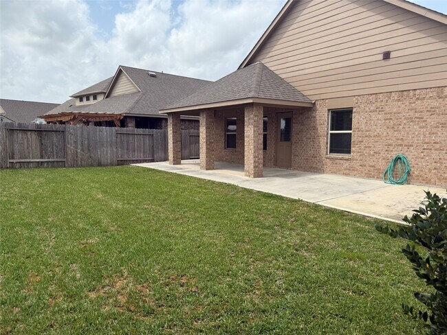 Building Photo - 4606 Terrazza Verde Dr