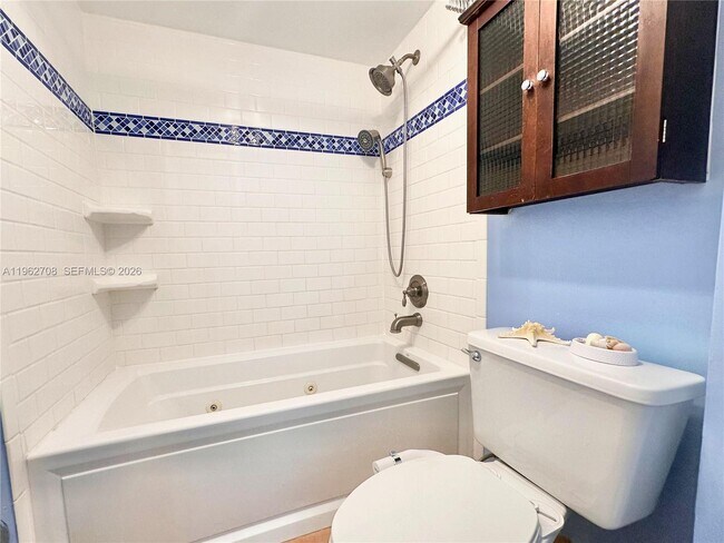 Building Photo - 7135 Collins Ave