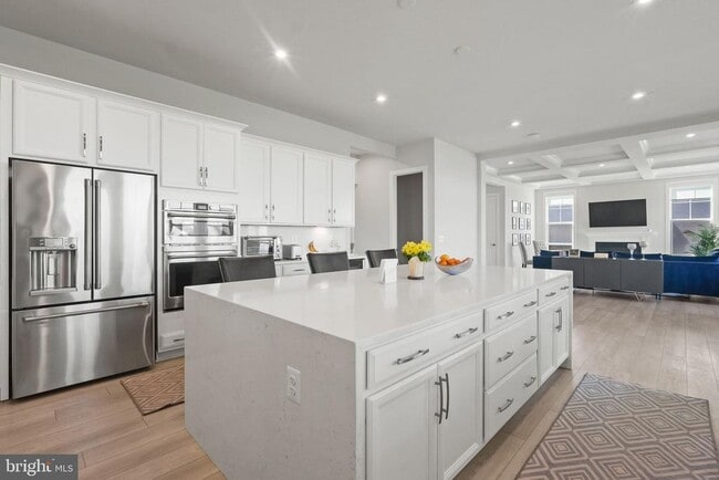 Building Photo - 15648 Dark Star Ln